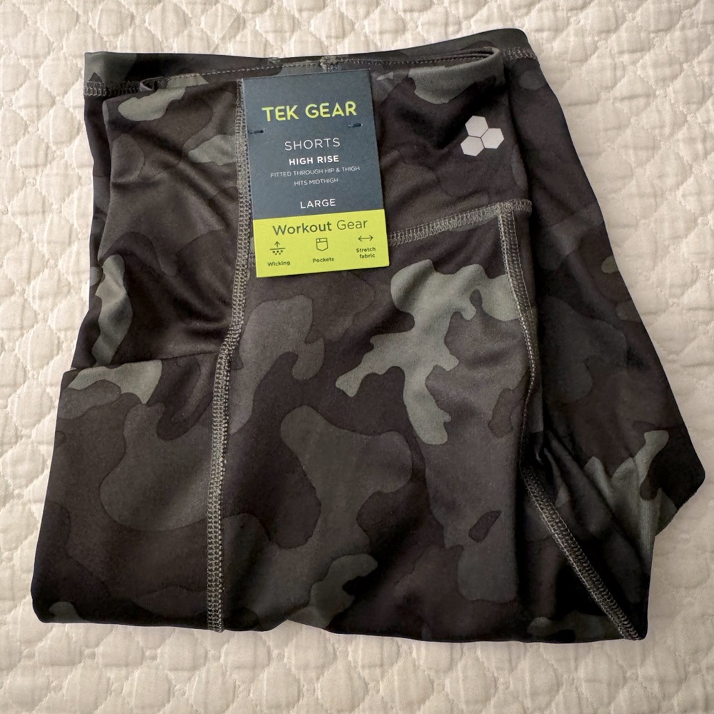 Tek Gear Camouflage High Rise Shorts
